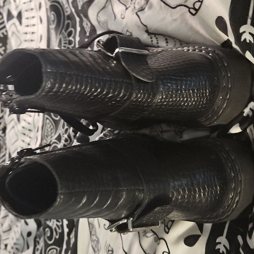 Crown Vintage Black Reptile Combat Boots 7 - Picture 9 of 11